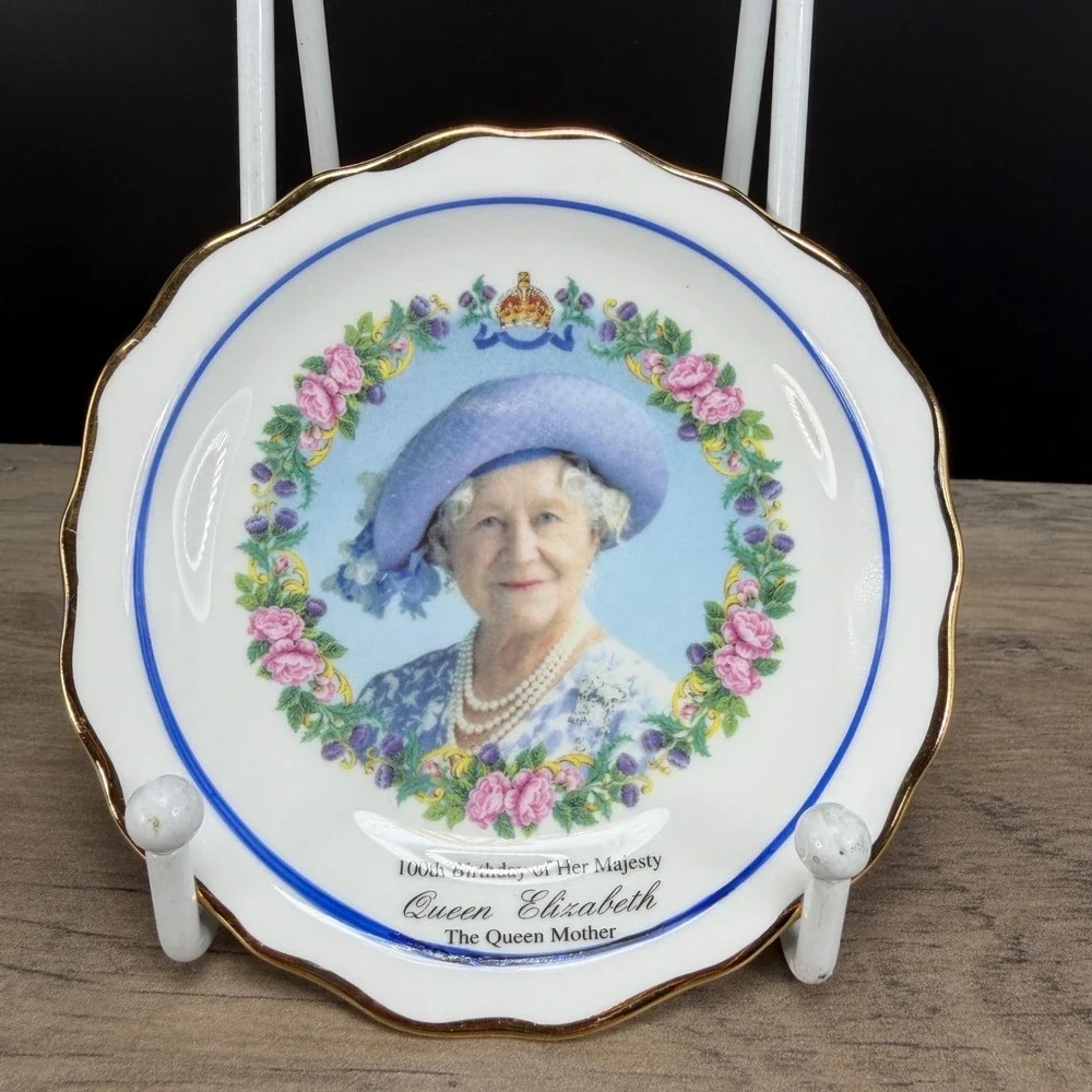 Royal Crown‎ Duchy Queen Elizabeth Queen Mother 100 Birthday Commemorative Plate